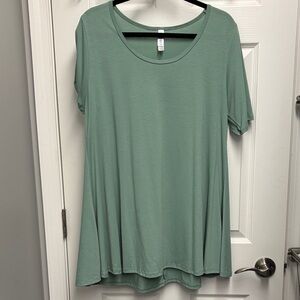 Lularoe Mint Green Top